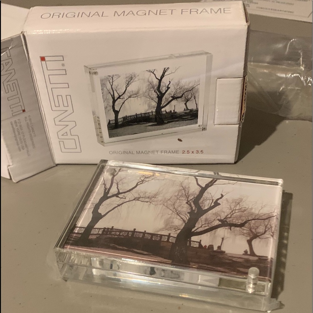Magnet Frame (clear) - Picture 2 of 3